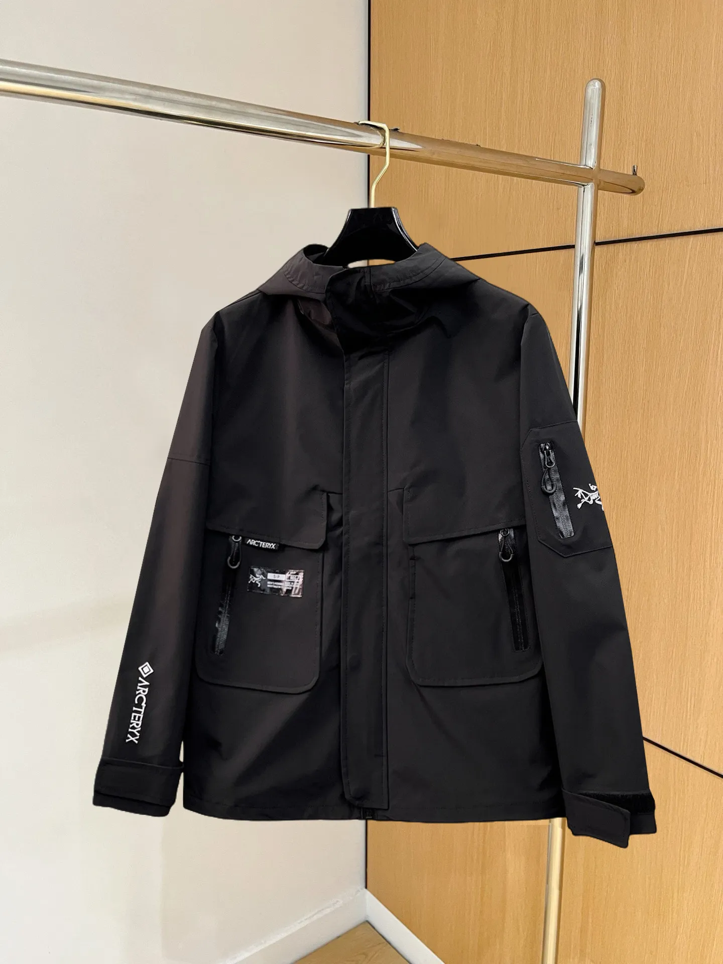 Same Style， ， 2026 New Arrival ， Original Premium Breathable ， ， ， Quality。 ， Sizes：M～3XL